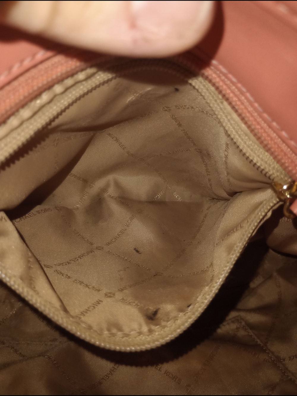 Michael Kors Pebbled Sherbert XS Carryall Tote with Gold Hardware - Picture 5 of 13